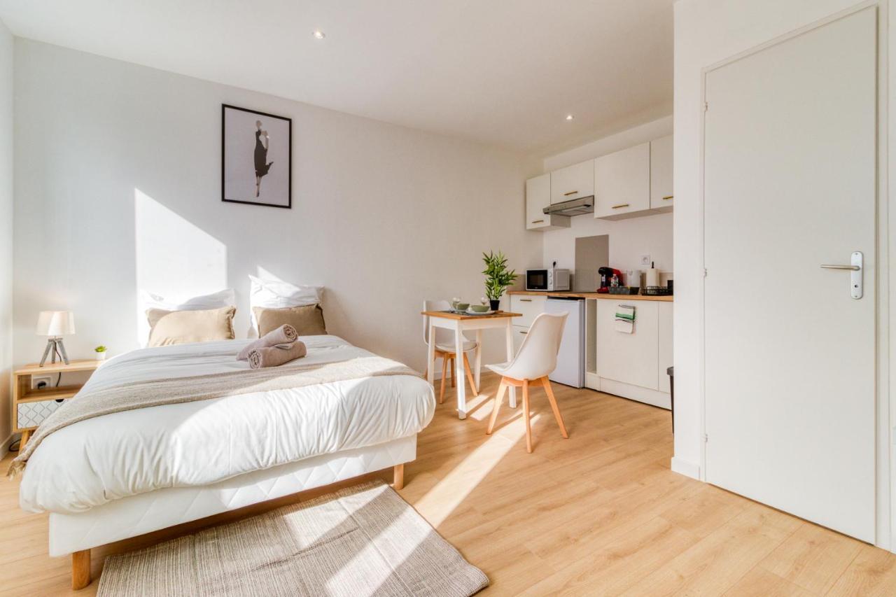 1225Location Apartment Cambrai Exterior photo